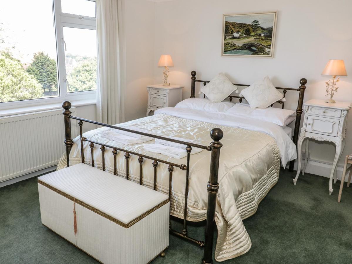 Burwood Villa Colwyn Bay Bagian luar foto