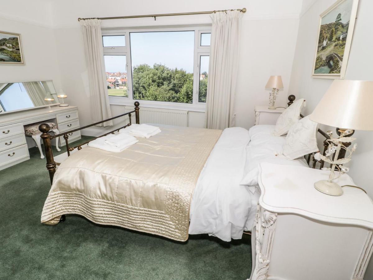 Burwood Villa Colwyn Bay Bagian luar foto